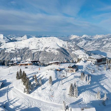 Poellmuehle Penthouse By Alpine Host Helpers Apartment Kirchberg in Tirol Bagian luar foto